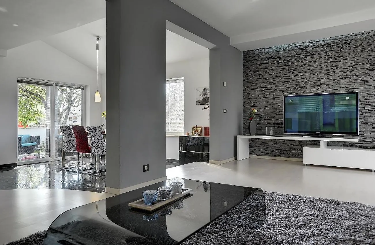 Holiday home Villa Entini Vinkuran